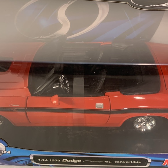 Maisto Special Edition 1970 Dodge Convertible Model Car challenger 1:24 new - Picture 13 of 13